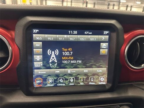 Used 2021 Jeep Gladiator Rubicon image 25