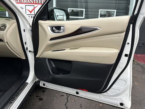 Used 2018 INFINITI QX60 Luxe w/ Deluxe Technology Package image 35