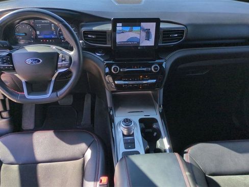 Used 2022 Ford Explorer ST-Line image 15