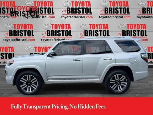 Used 2021 Toyota 4Runner Limited AWD/4WD image 7