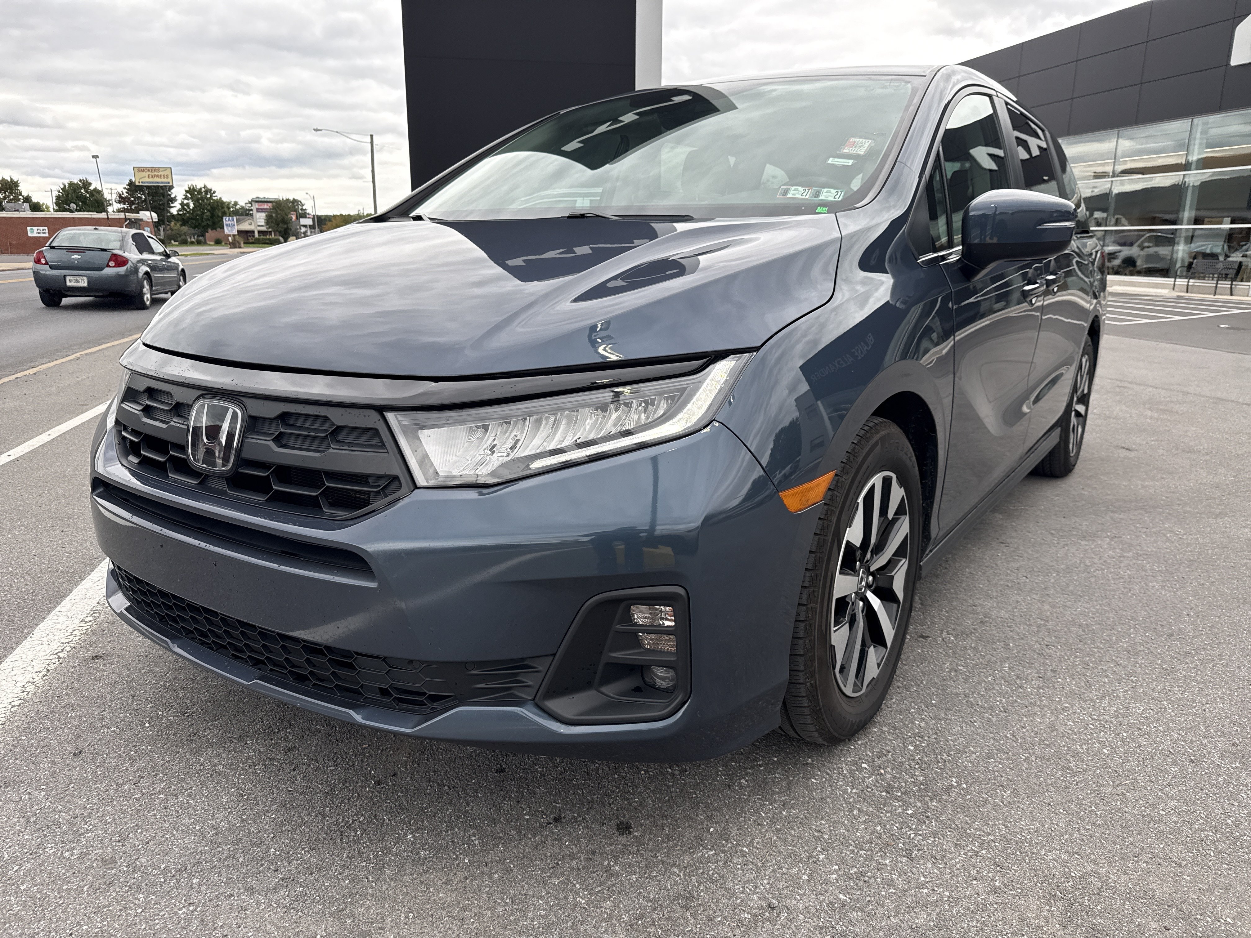 Used 2025 Honda Odyssey EX-L image 8
