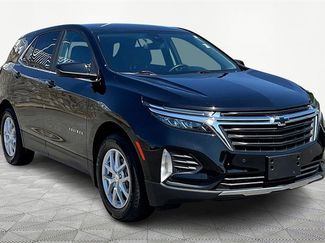 Used 2023 Chevrolet Equinox LT image 1