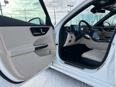 Used 2026 Mercedes-Benz C 300 4MATIC Sedan image 19