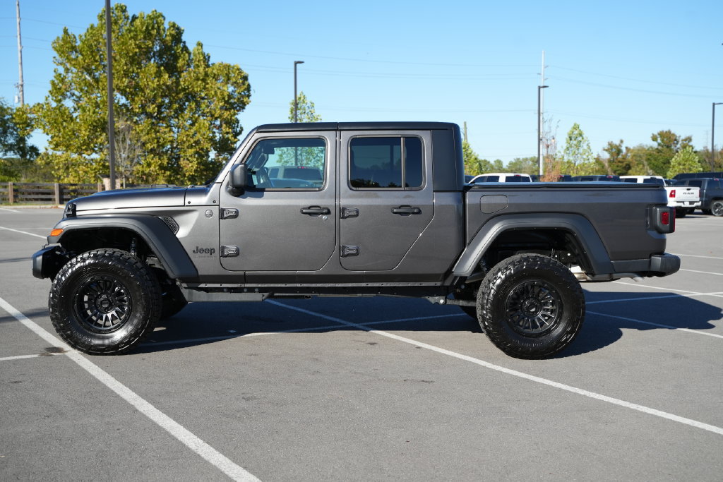 New 2026 Jeep Gladiator Sport w/ Dual Top Group AWD/4WD image 4