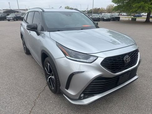 Used 2022 Toyota Highlander XSE image 7