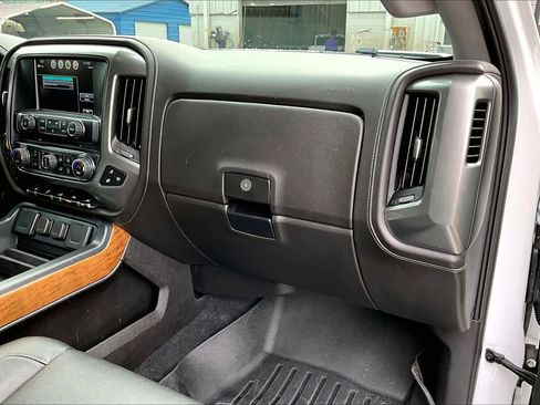 Used 2018 Chevrolet Silverado 1500 LTZ w/ Texas Edition image 20