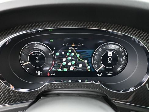 New 2026 Bentley Bentayga Speed AWD/4WD image 20