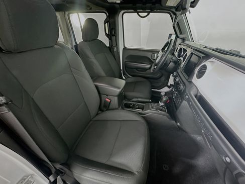 Used 2022 Jeep Wrangler Unlimited Sport AWD/4WD image 30
