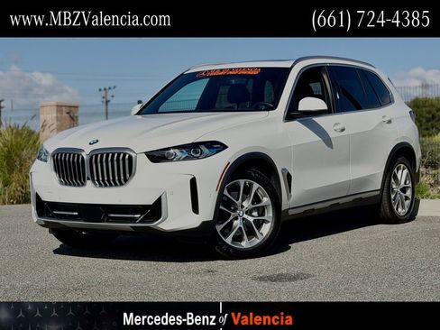 Used 2024 BMW X5 sDrive40i w/ Premium Package RWD image 1