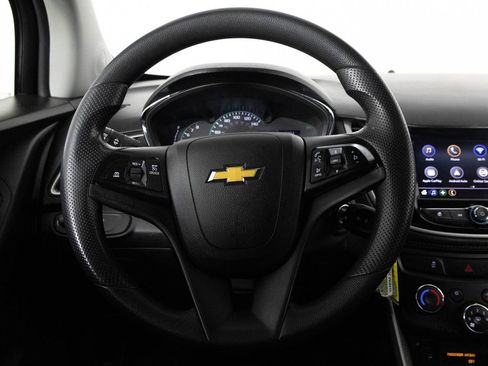 Used 2020 Chevrolet Trax LS w/ Tint and Cruise Package image 27