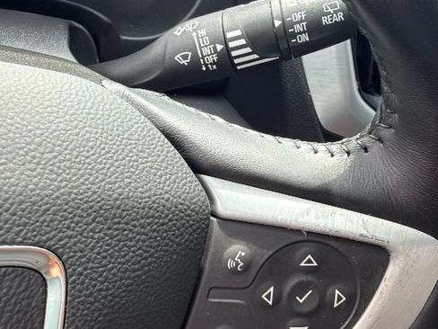 Used 2022 GMC Terrain SLT w/ Elevation Edition FWD image 17