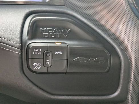 Used 2024 RAM 3500 Limited AWD/4WD image 28