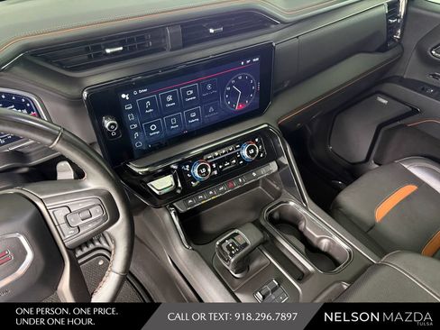 Used 2023 GMC Sierra 1500 AT4 w/ AT4 Preferred Package AWD/4WD image 31