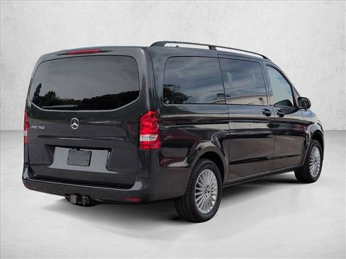 Used 2023 Mercedes-Benz Metris Passenger image 5