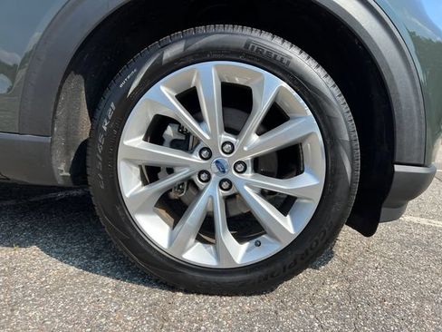 Certified 2023 Ford Explorer Platinum w/ Technology Package AWD/4WD image 13