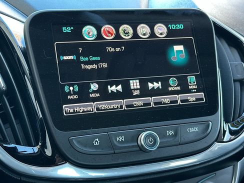 Used 2017 Chevrolet Volt Premier w/ Driver Confidence II Package image 22