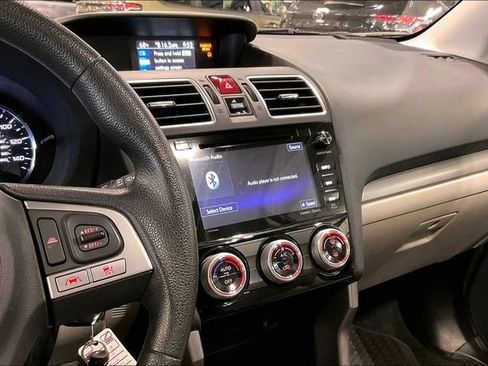 Used 2018 Subaru Forester 2.5i Premium AWD/4WD image 6