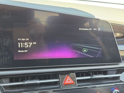 Certified 2023 Kia Niro SX FWD image 27