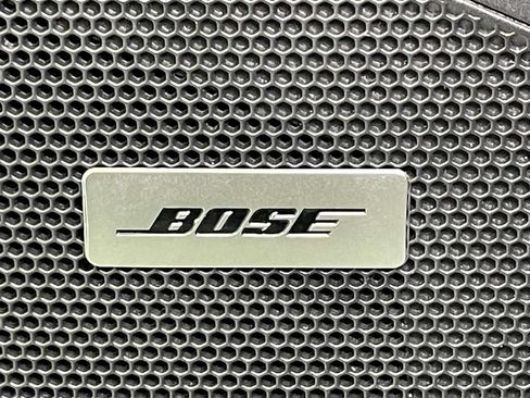 Certified 2025 Porsche Cayenne AWD/4WD image 35