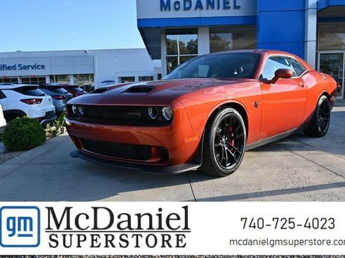 Used 2023 Dodge Challenger SRT Hellcat image 1