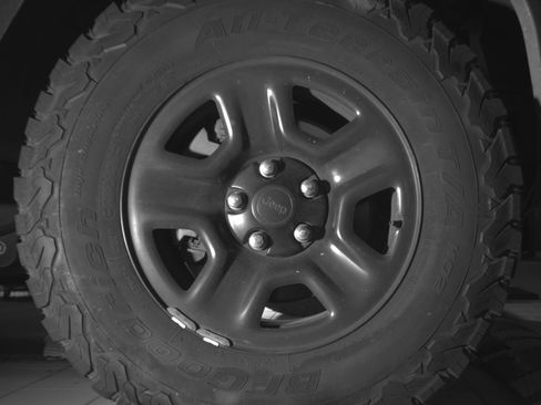 Used 2018 Jeep Wrangler Unlimited Sport AWD/4WD image 15