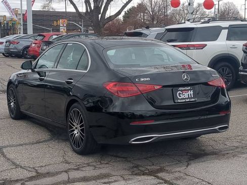 Used 2025 Mercedes-Benz C 300 4MATIC Sedan image 5