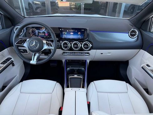 New 2026 Mercedes-Benz GLA 250 image 11