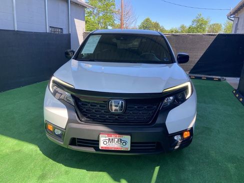 Used 2021 Honda Passport Sport image 10