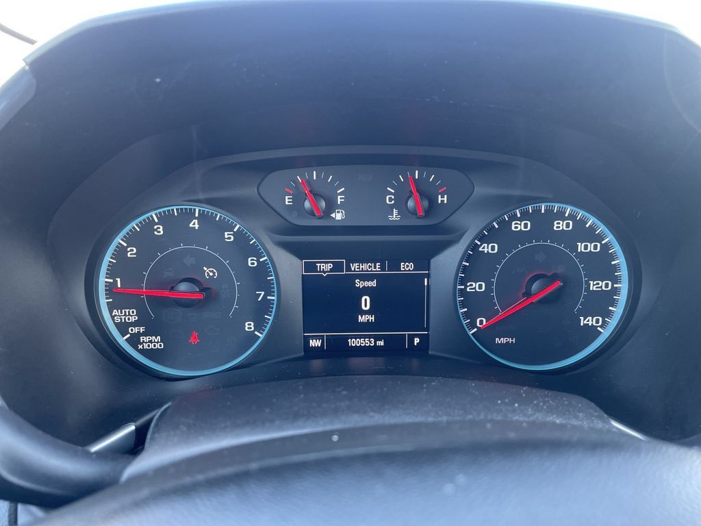 Used 2018 Chevrolet Equinox LT FWD image 11