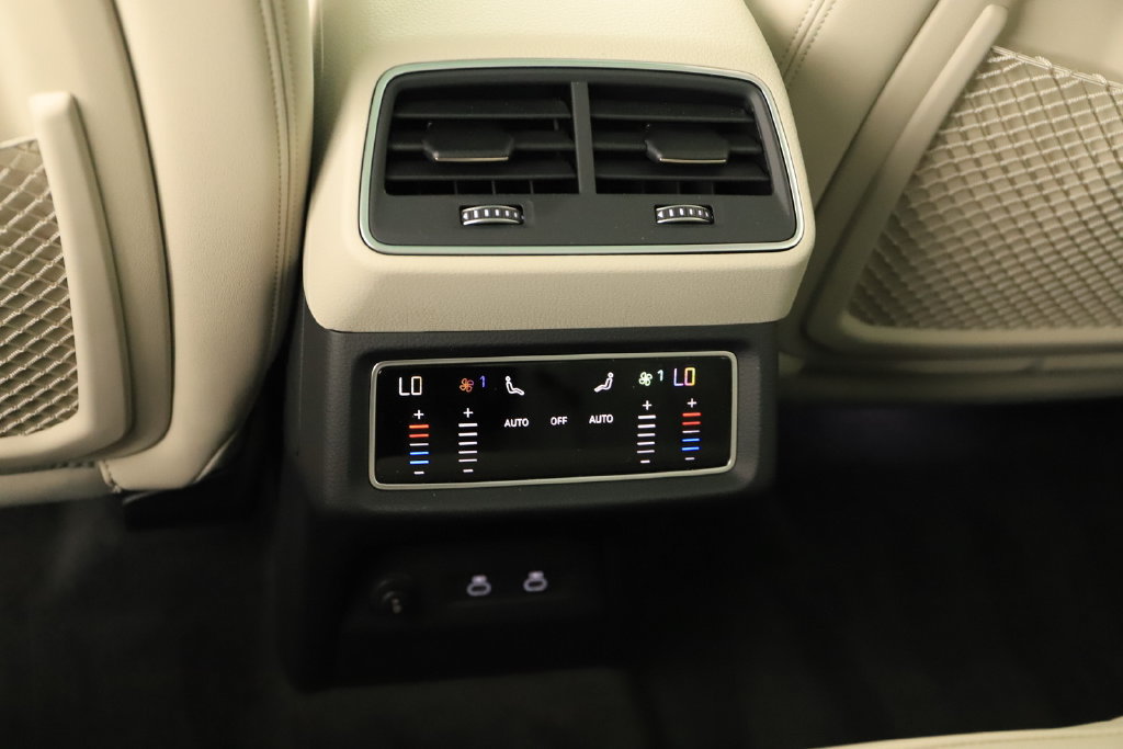 Certified 2024 Audi Q8 e-tron Premium AWD/4WD image 22