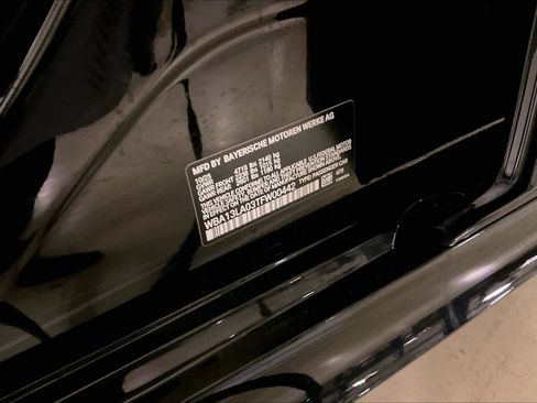 New 2026 BMW 330i Sedan w/ M Sport Package image 18