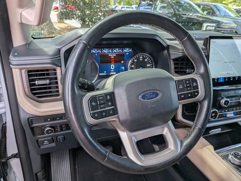 Used 2024 Ford Expedition Limited RWD image 13