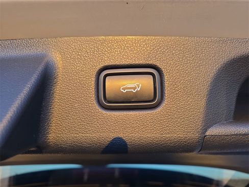 Used 2024 Hyundai Palisade SEL image 14