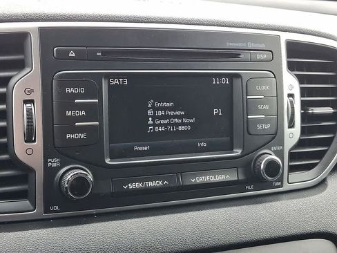 Used 2017 Kia Sportage LX image 14