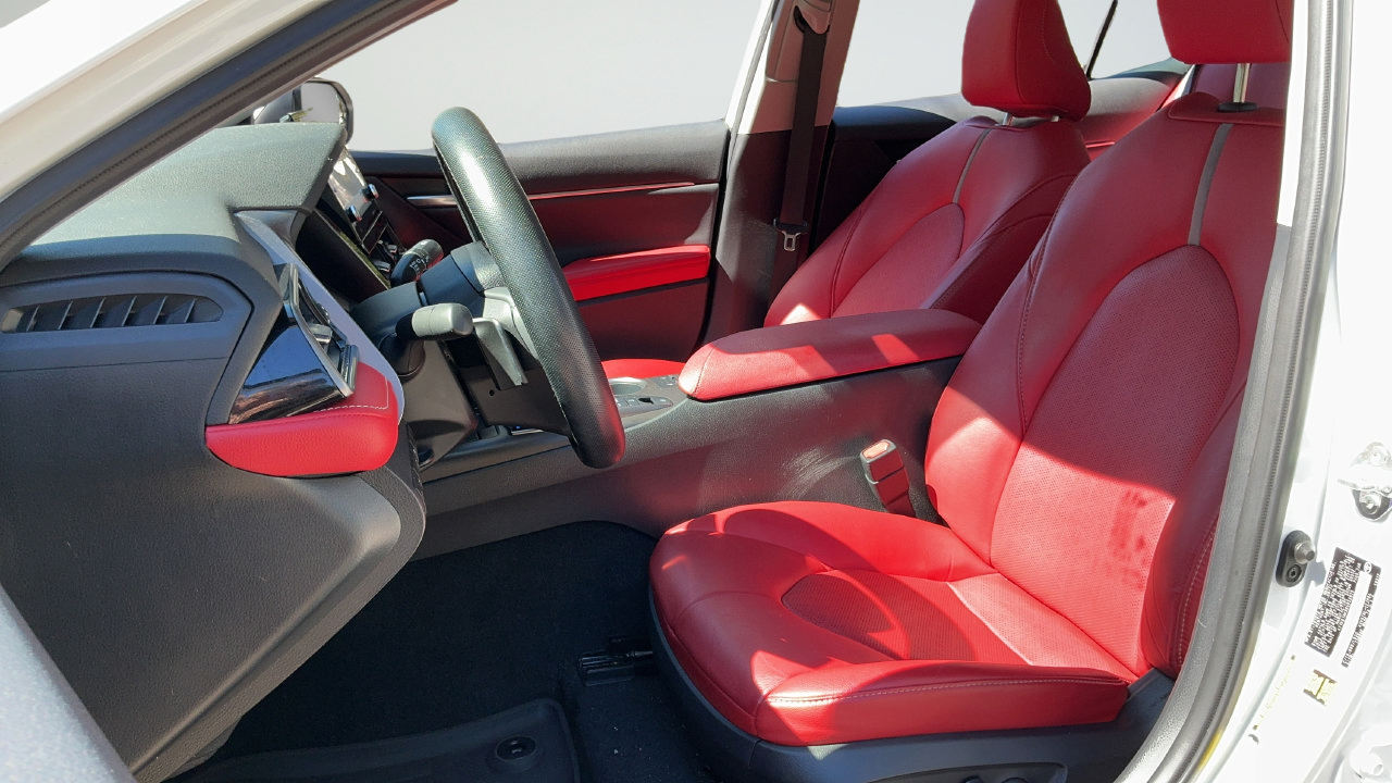 Used 2024 Toyota Camry XSE FWD image 17
