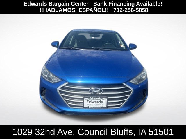 Used 2017 Hyundai Elantra SE FWD image 2