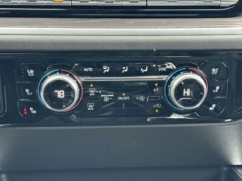 New 2026 GMC Sierra 1500 SLT w/ SLT Premium Package image 19