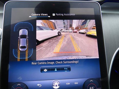 Used 2025 Mercedes-Benz C 300 4MATIC Sedan image 16