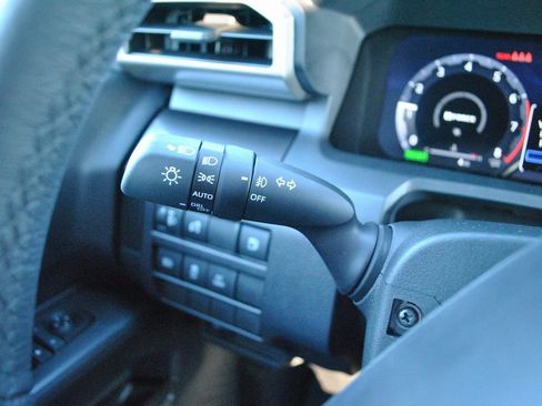 New 2025 Toyota Tacoma TRD Off-Road image 9