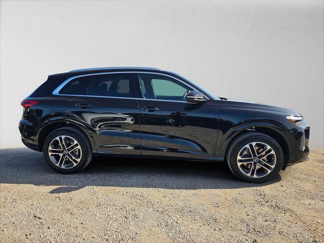 New 2026 Audi Q5 Premium Plus AWD/4WD image 2