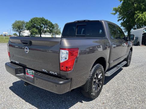 Used 2017 Nissan Titan SL w/ Off-Road Package AWD/4WD image 2