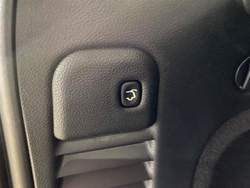 Used 2020 Jeep Grand Cherokee Altitude AWD/4WD image 25