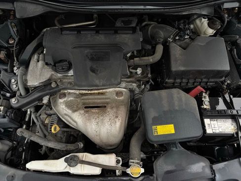 Used 2014 Toyota Camry SE FWD image 12