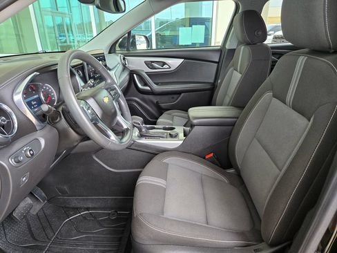 Used 2024 Chevrolet Blazer LT w/ Convenience Package FWD image 6