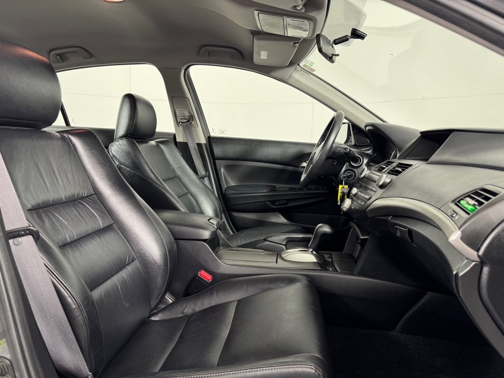 Used 2011 Honda Accord SE image 22