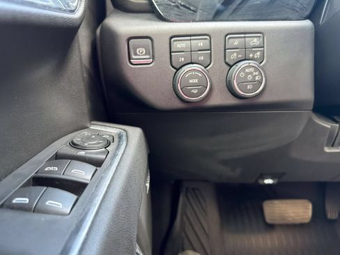 Used 2026 Chevrolet Silverado 1500 LT Trail Boss w/ Safety Package AWD/4WD image 16