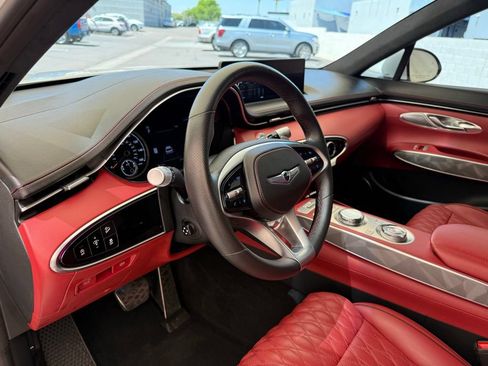 Used 2022 Genesis GV70 3.5T Sport w/ Sport Advanced Package AWD/4WD image 39