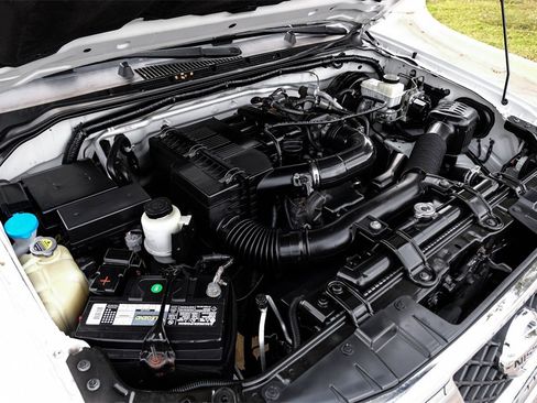 Used 2019 Nissan Frontier S image 45