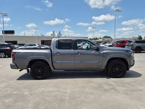 Used 2024 Nissan Frontier SV w/ SV Convenience Package RWD image 7
