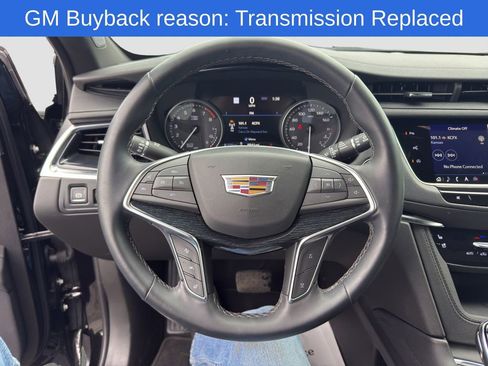 Used 2025 Cadillac XT5 Premium Luxury w/ Technology Package FWD image 10